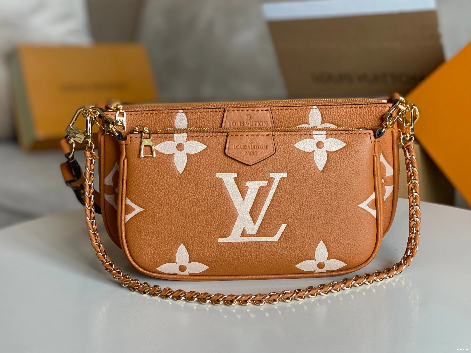 Cheap POCHETTE ACCESSOIRES MULTI LOUIS VUITTON 0722